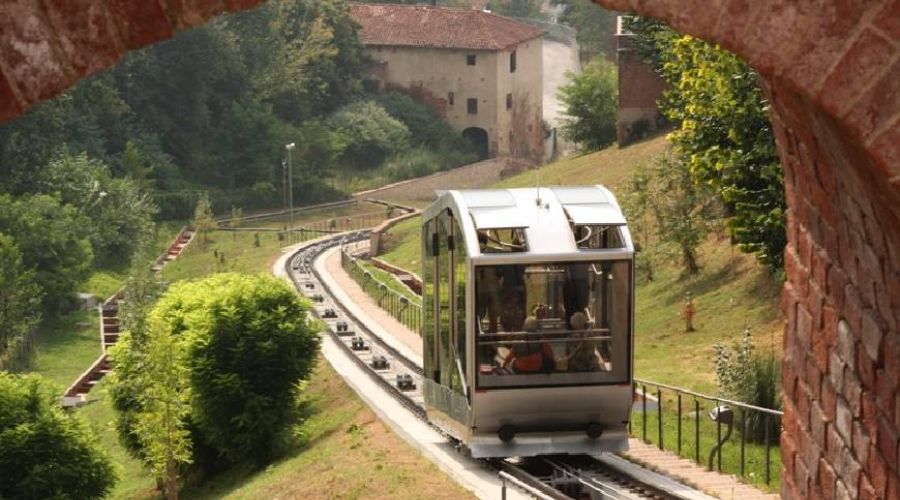 Muoversi nel Monregalese in bus (e in funicolare)